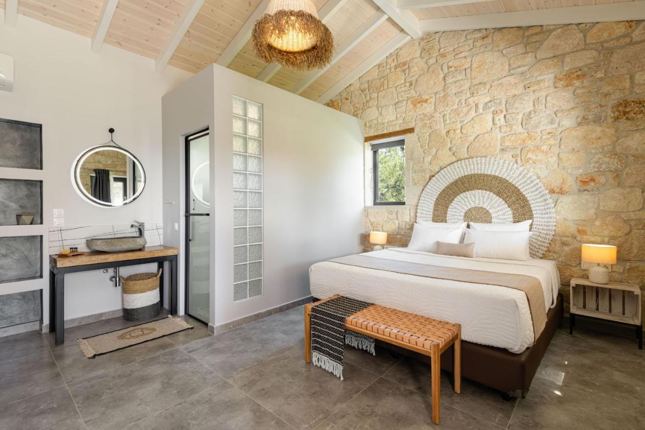 "Four Olives" Luxury Rooms, Afitos #Feelslikehome Exterior foto