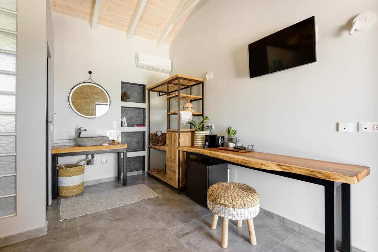 "Four Olives" Luxury Rooms, Afitos #Feelslikehome Exterior foto