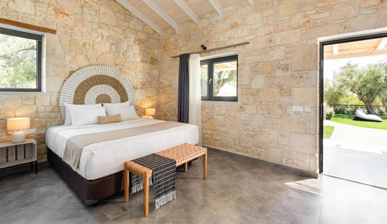 "Four Olives" Luxury Rooms, Afitos #Feelslikehome Exterior foto