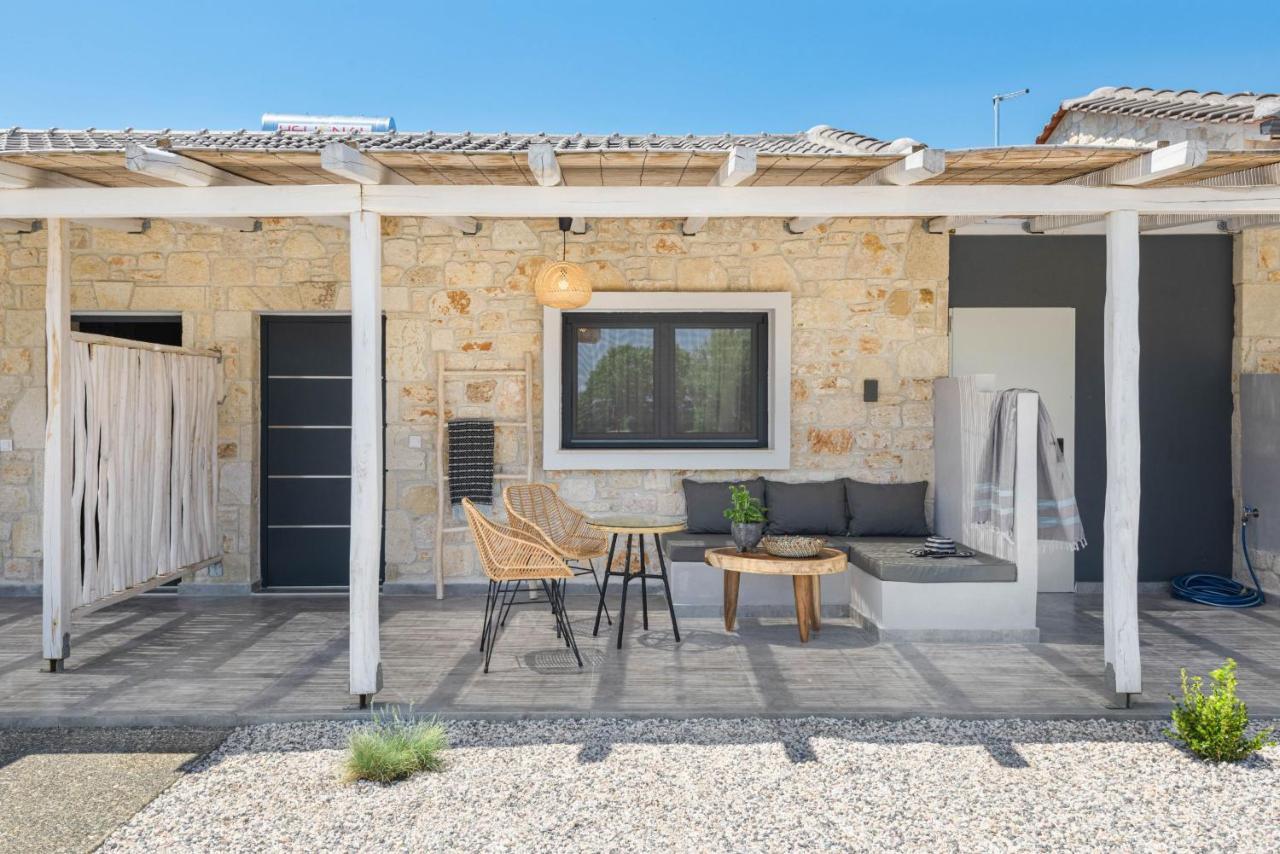 "Four Olives" Luxury Rooms, Afitos #Feelslikehome Exterior foto
