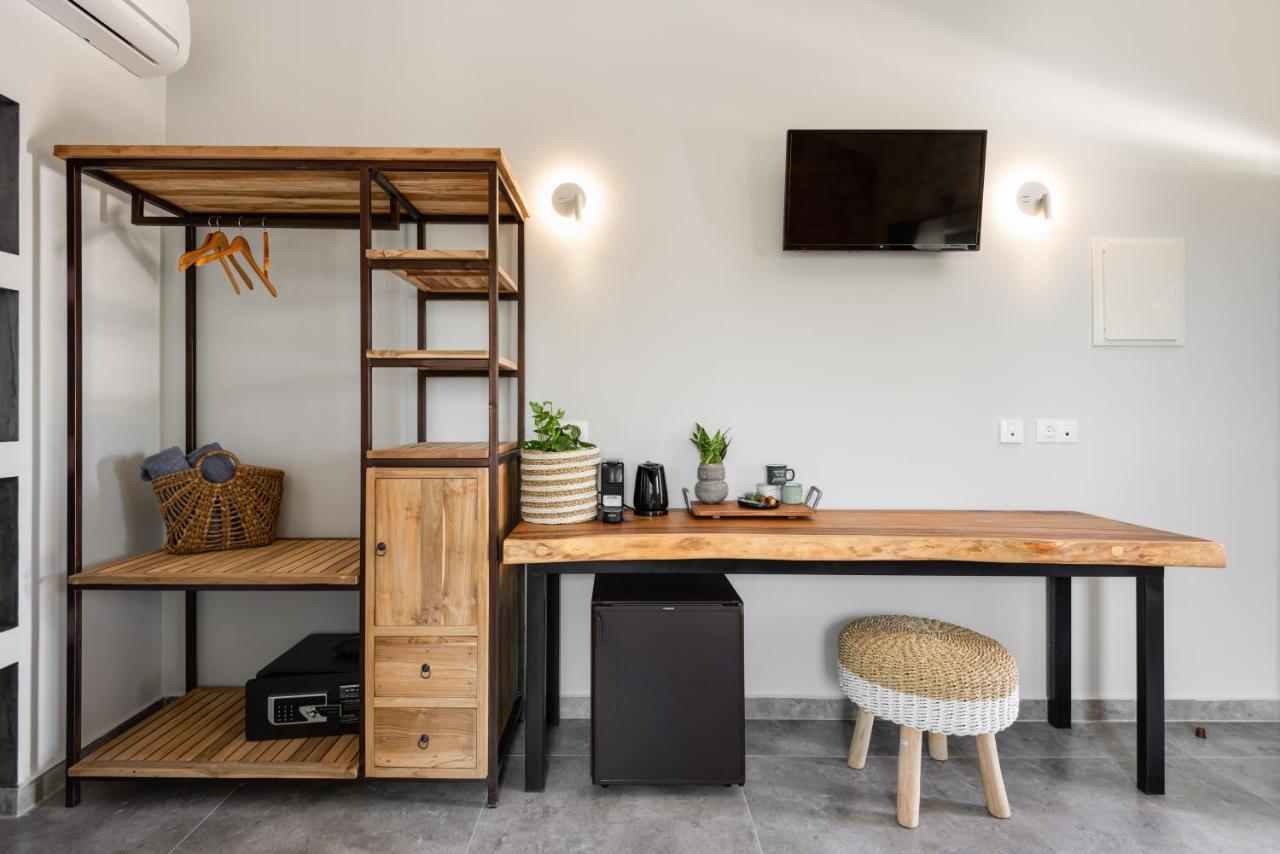 "Four Olives" Luxury Rooms, Afitos #Feelslikehome Exterior foto