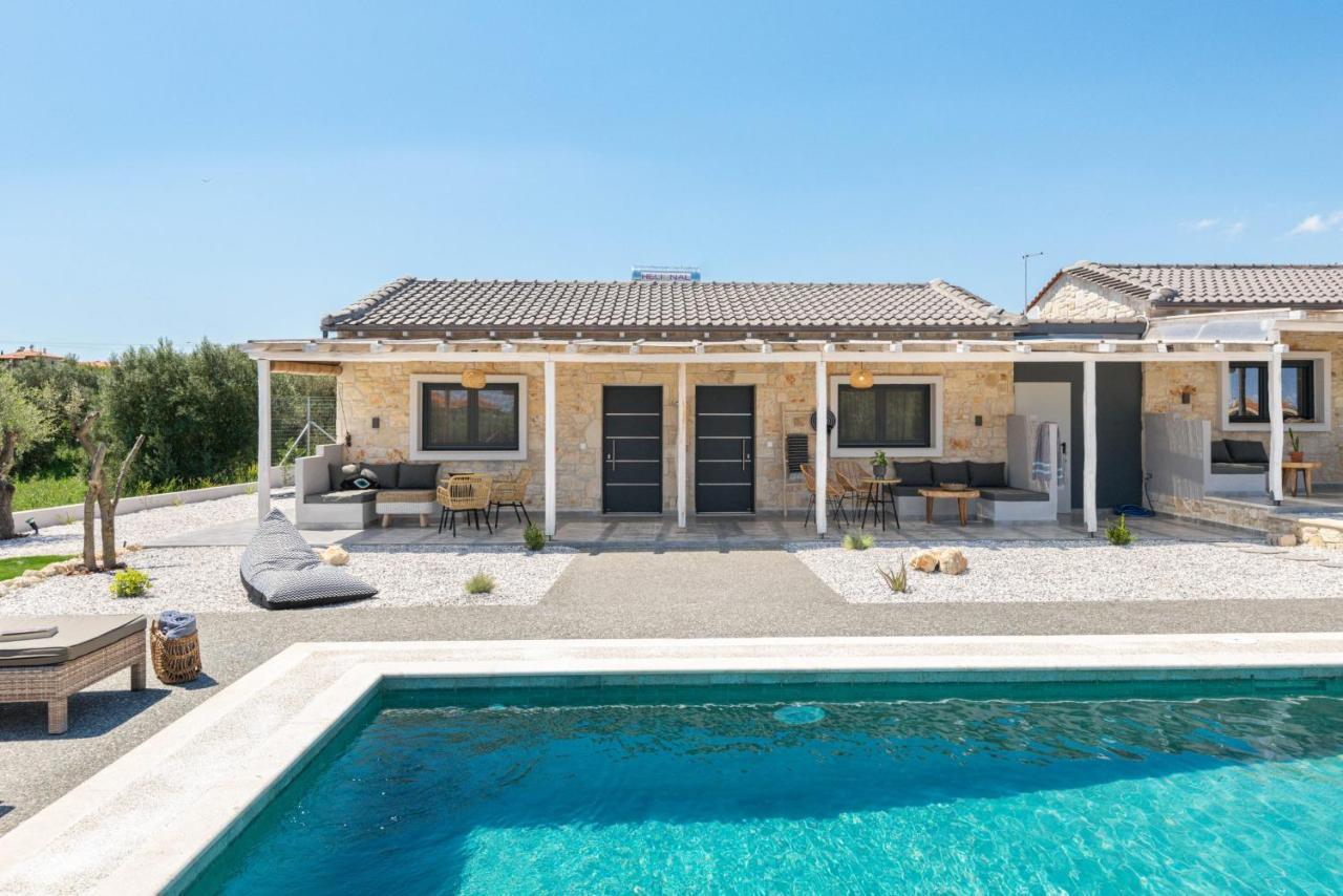 "Four Olives" Luxury Rooms, Afitos #Feelslikehome Exterior foto